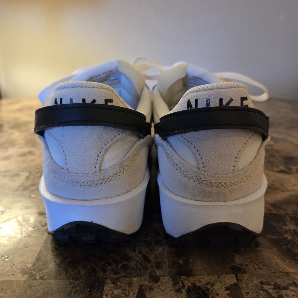 Nike Waffle Debut Women's sz 8 Low Top Lace-Up Sneakers Sanddrift casual active - Picture 8 of 16